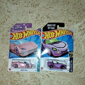 Hot Wheels set of 2 cars car BarbieExtra pink Monster high purple NEW sealed